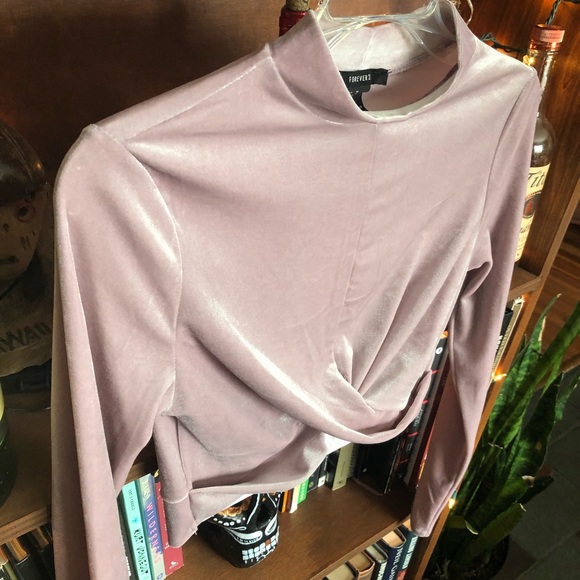 SOLD Forever 21 Crop Velvet Top rn 94981 ca 40198 - Picture 3 of 4